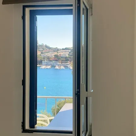 Magnific A Primera Linia De Mar Apartment